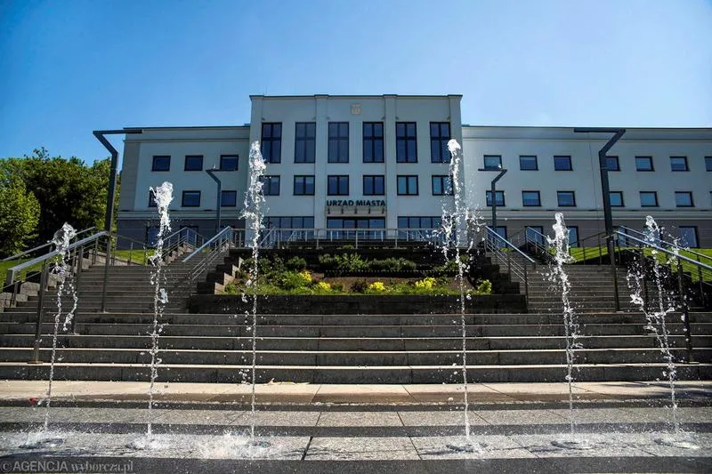 Kiedy odwiedzić Urząd Miasta Czeladź? Sprawdź godziny otwarcia!