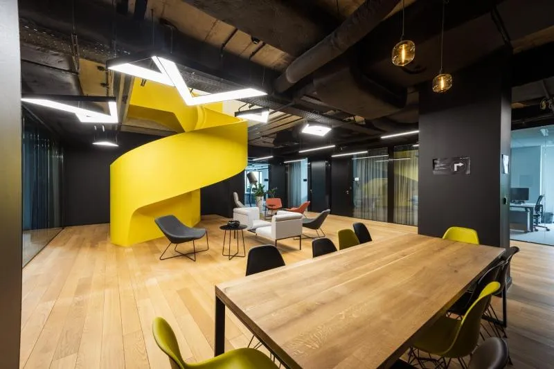 Informacje praktyczne o lotach