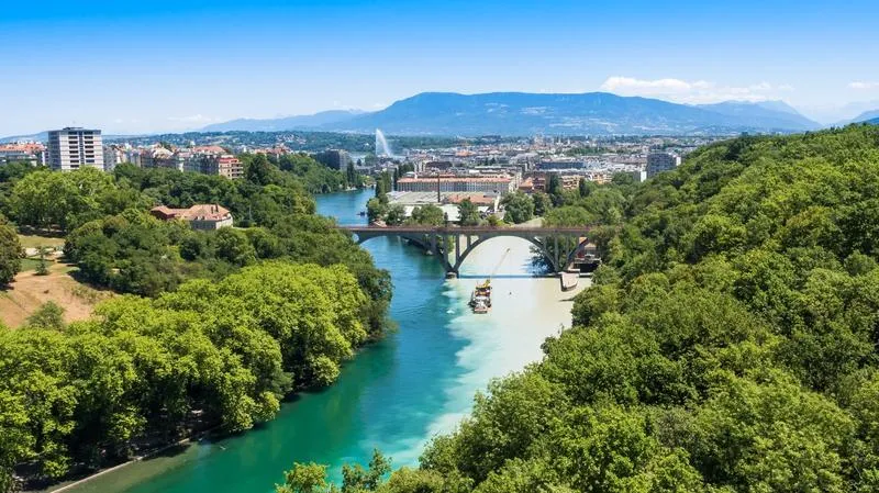 Loty Warszawa Genewa linie lotnicze