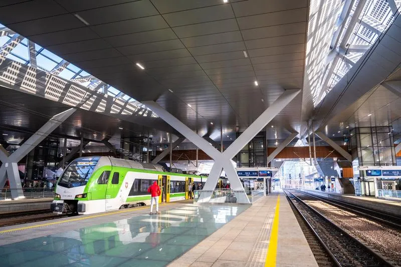 PKS Warszawa Zachodnia do PKP