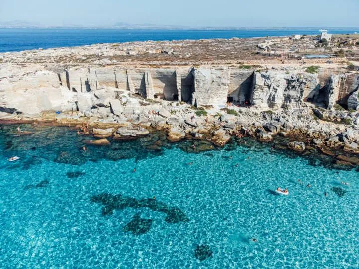 Przewodnik po Favignanie